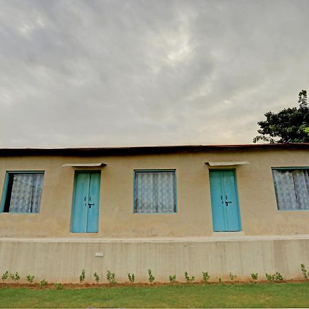 Hotel O The Mud House Bhundsi Экстерьер фото