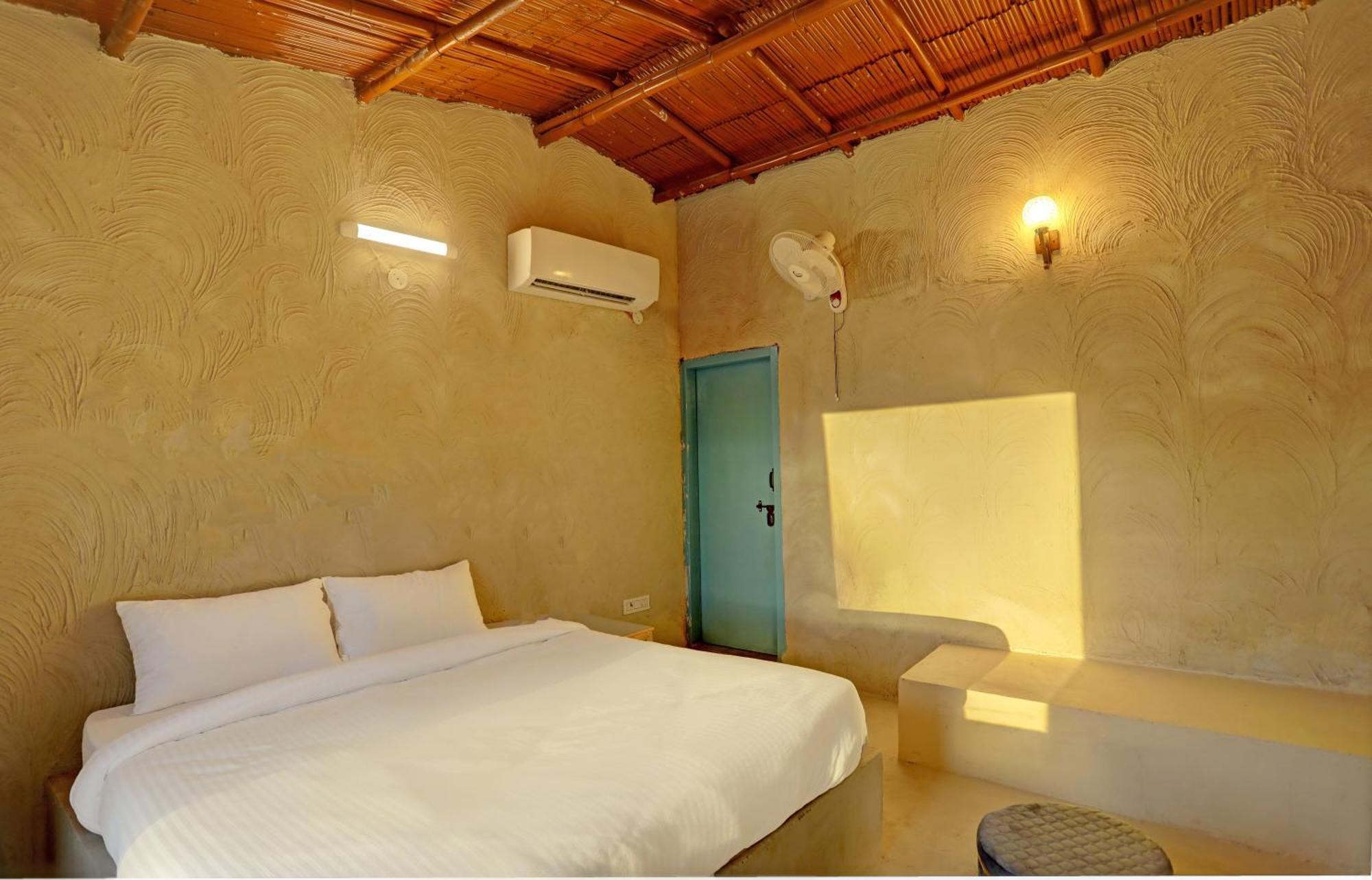 Hotel O The Mud House Bhundsi Экстерьер фото